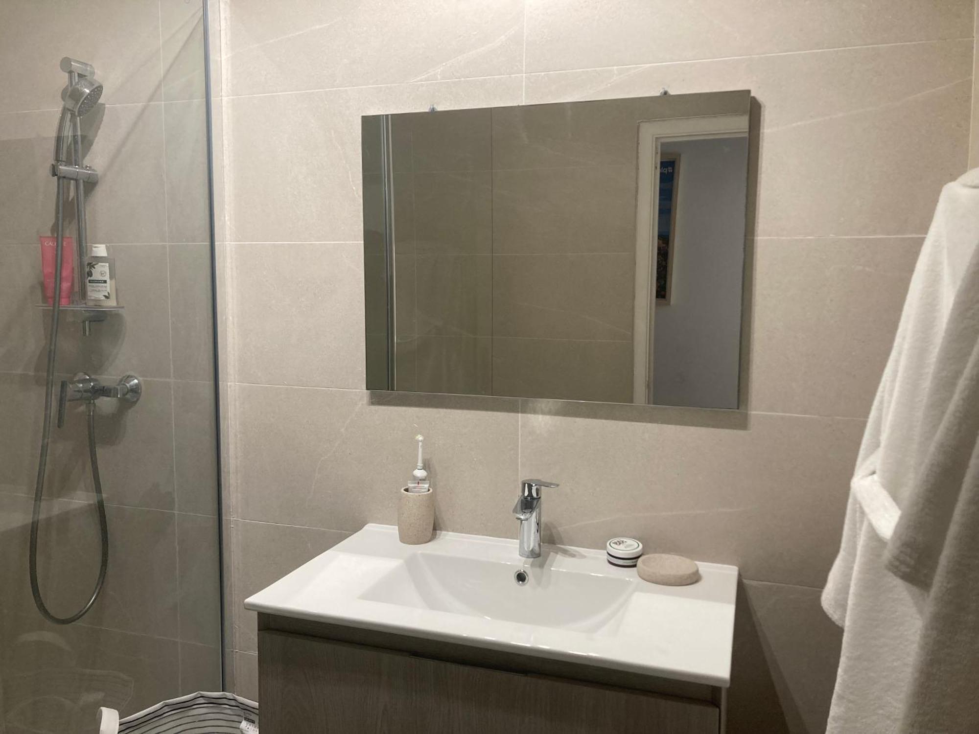 Apartamento Le Nid D'Aiguelongue Parking Wifi Climatisation Terrasse Montpellier Exterior foto